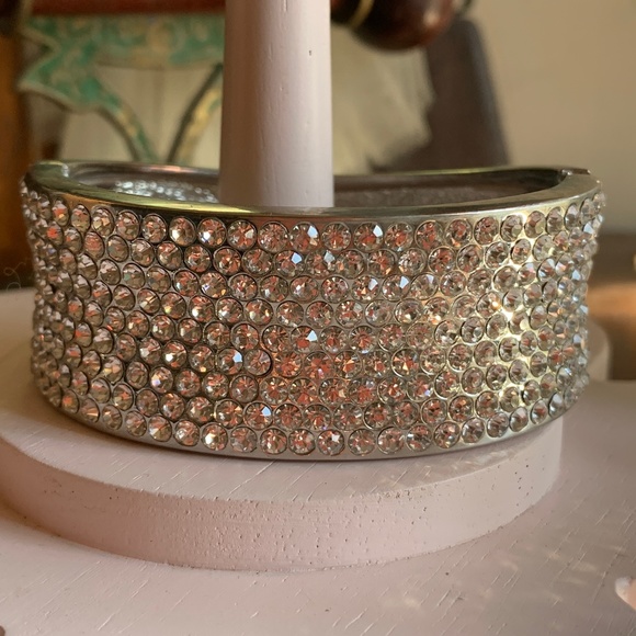 Gorgeous Sparkling Crystal Hinged Cuff Bracelet - Picture 2 of 11